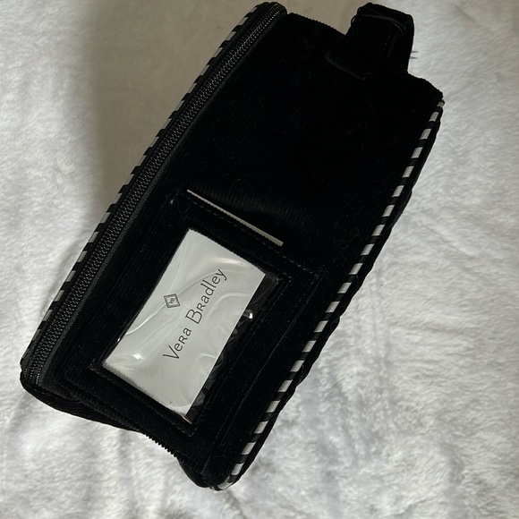 Vera Bradley Harry Potter Collection Hogwarts Lunchbox - Picture 3 of 7